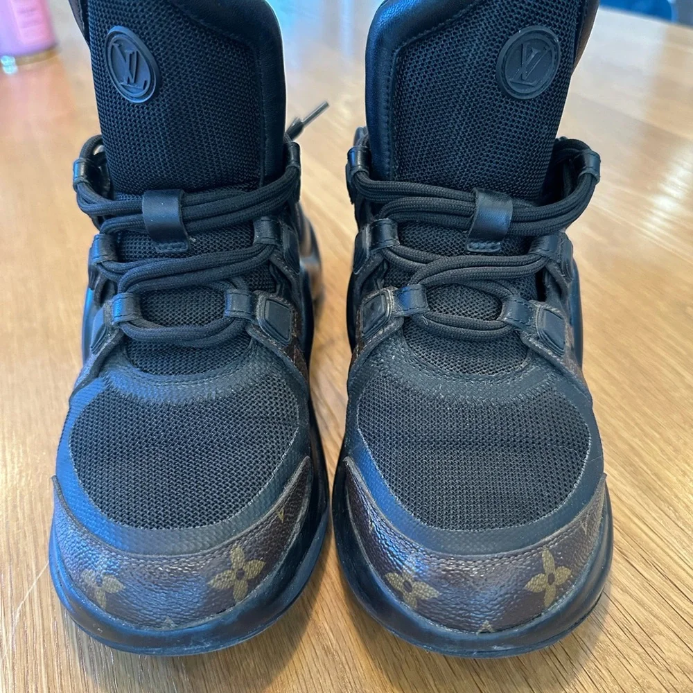 $1080 NEW 100% Auth Louis Vuitton LV Archlight Women's Sneaker 38 Black Monogram - Picture 3 of 11